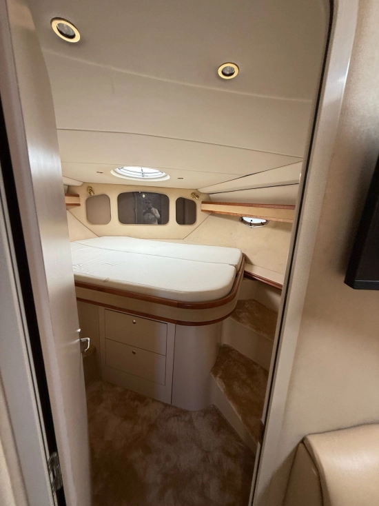 Cruiser Yachts 3672 usata in vendita