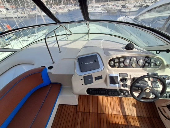 Cruiser Yachts 3672 usata in vendita