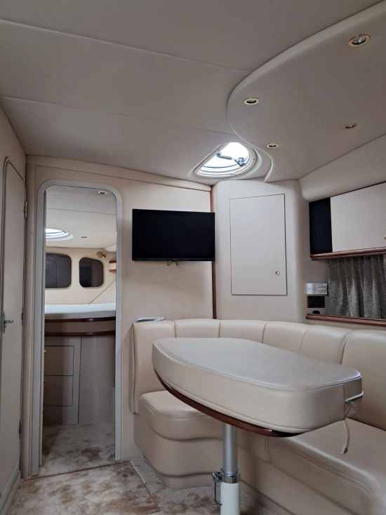 Cruiser Yachts 3672 usata in vendita