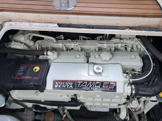 Cruiser Yachts 3672 usata in vendita