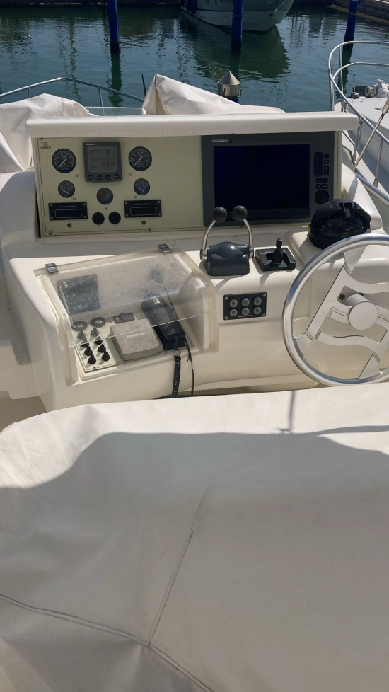 Ferretti 46 usata in vendita