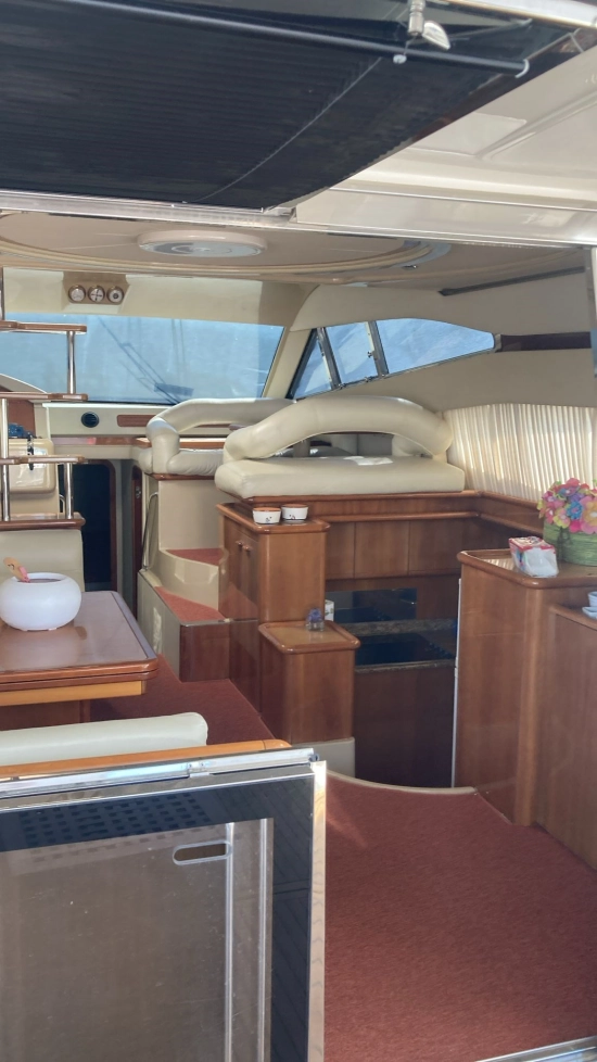 Ferretti 46 usata in vendita