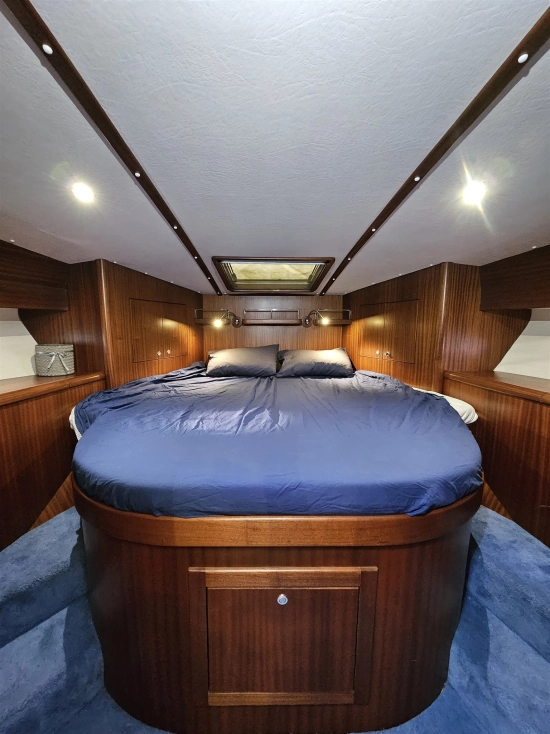 Galeon 380 FLY usata in vendita