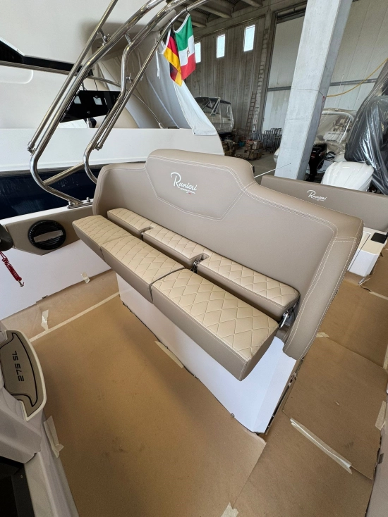 Ranieri 275 sl usado à venda