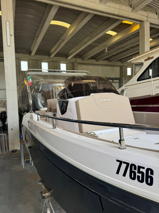Ranieri 275 sl usado à venda