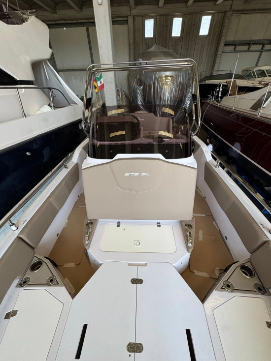 Ranieri 275 sl usado à venda