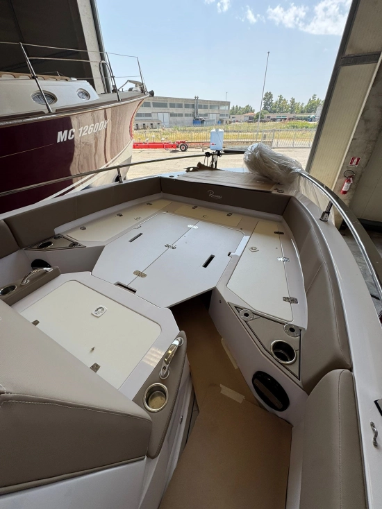 Ranieri 275 sl usado à venda