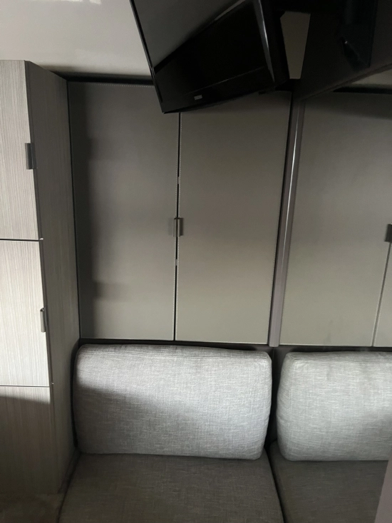 Cranchi M44 HT usado à venda