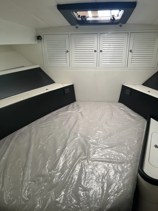 Magnum Marine 40 usata in vendita