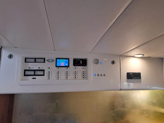 Magnum Marine 40 usata in vendita