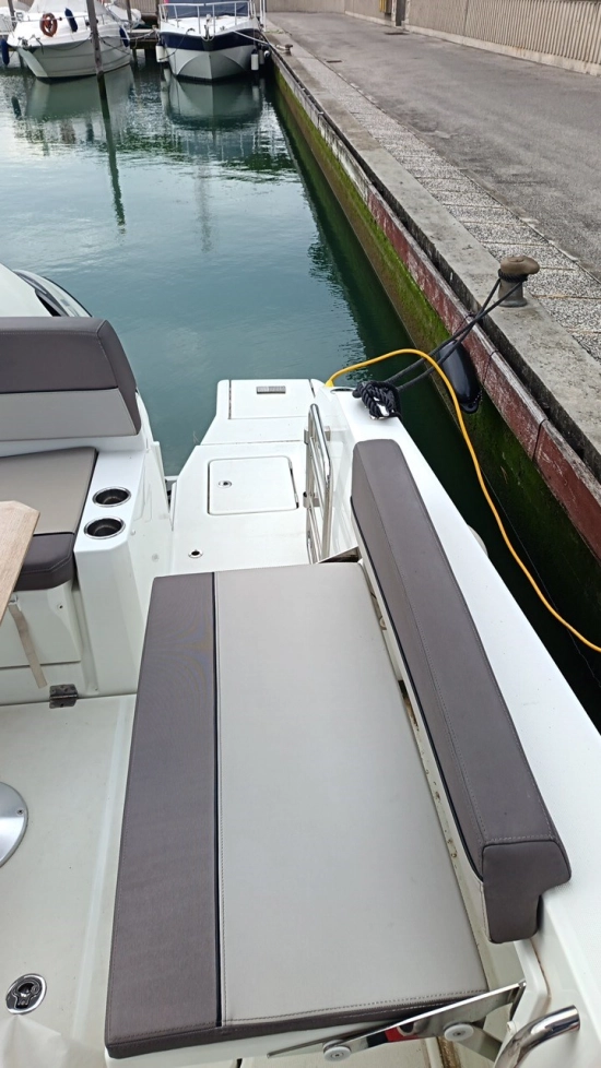 Jeanneau Cap Camarat 10.5 WA de segunda mano en venta