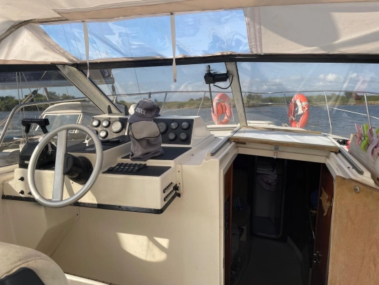 Azimut AZ 28 usata in vendita