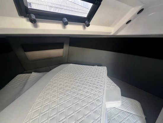 Ranieri Next 285 LX usata in vendita