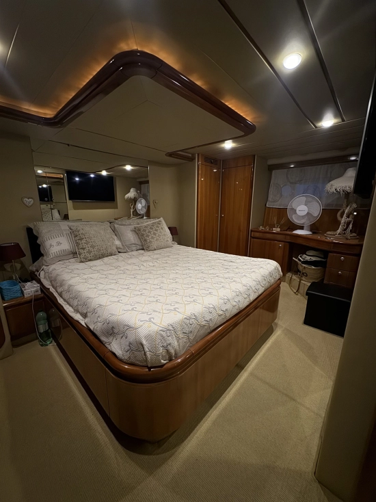 Ferretti 680 usata in vendita