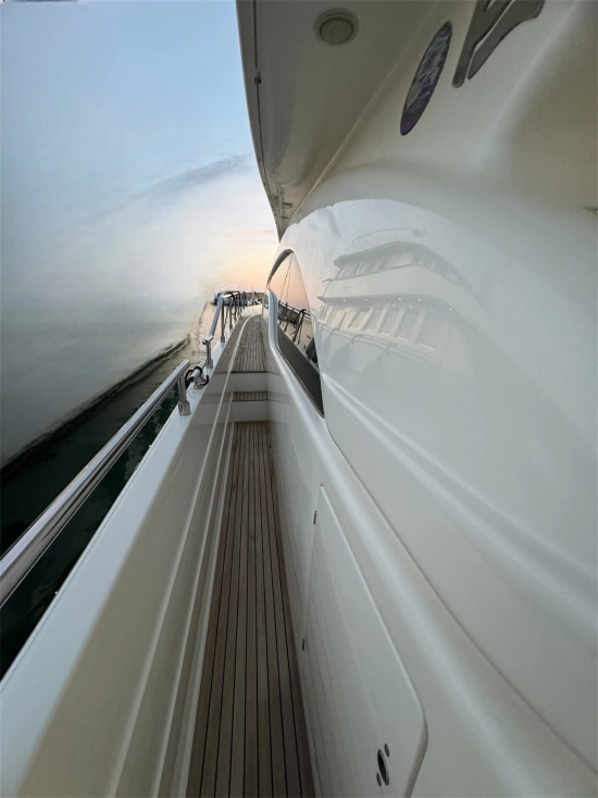 Ferretti 680 usata in vendita