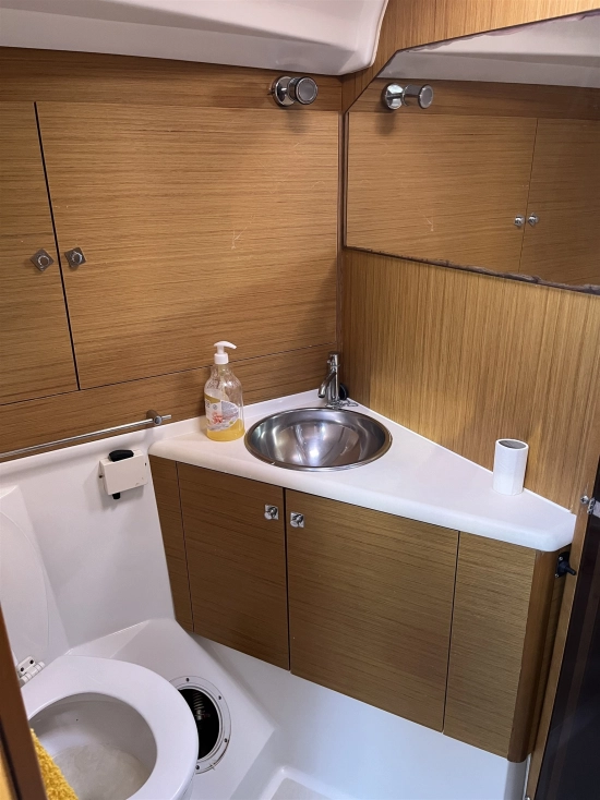 Jeanneau Sun Odyssey 49i usado à venda