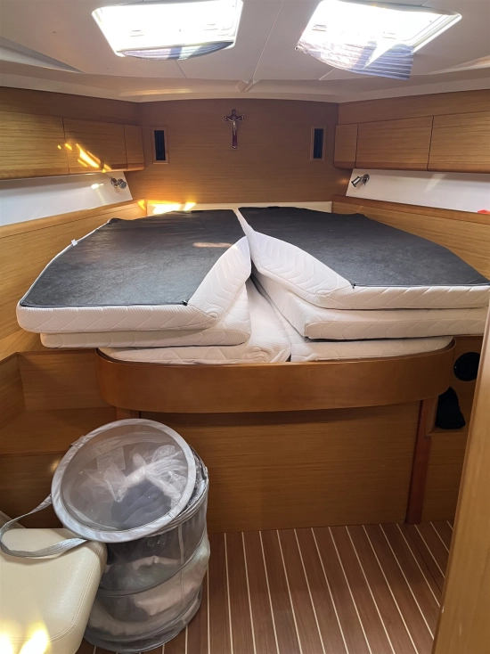 Jeanneau Sun Odyssey 49i usado à venda