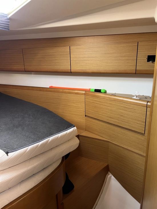 Jeanneau Sun Odyssey 49i usado à venda