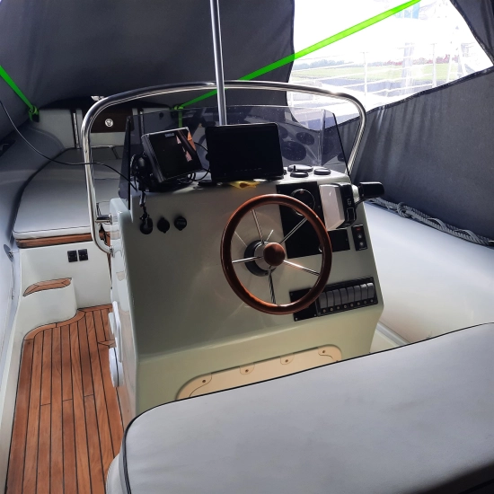 Trimarine 770 Cabin usata in vendita