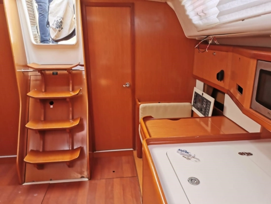 Beneteau Oceanis 43 usado à venda