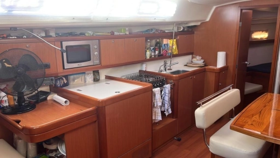 Beneteau Oceanis 43 usado à venda