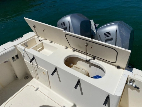 Pursuit 2670 Cuddy Center Console de segunda mano en venta