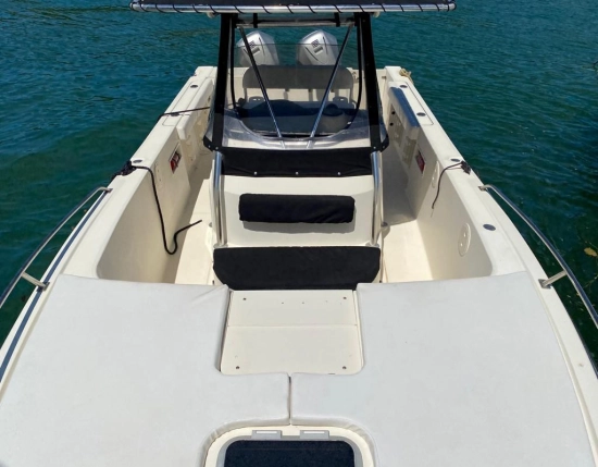 Pursuit 2670 Cuddy Center Console de segunda mano en venta