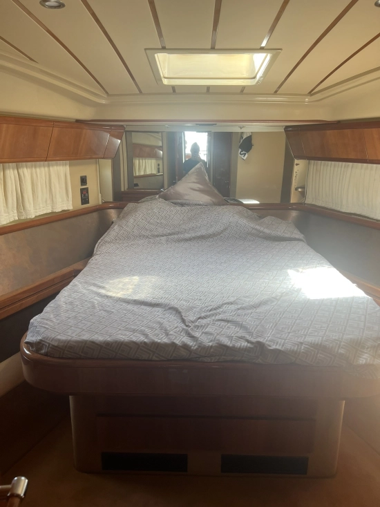 Ferretti 57 usata in vendita