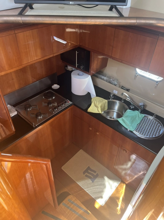 Ferretti 57 usata in vendita