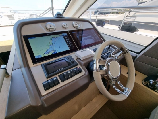 Beneteau Montecarlo 5S de segunda mano en venta