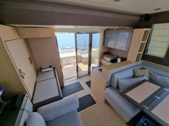 Beneteau Montecarlo 5S de segunda mano en venta