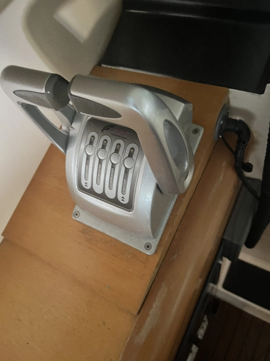 Mochi Craft DOMINATOR 34 de segunda mano en venta