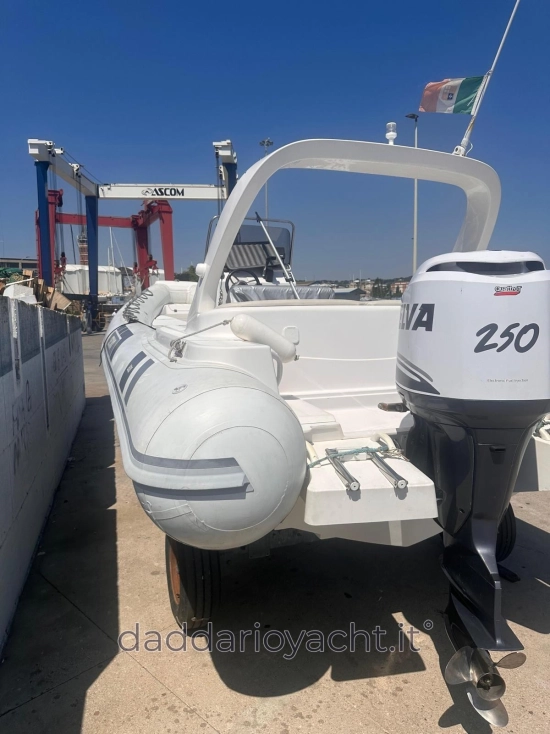 Selva Marine 800 de segunda mano en venta