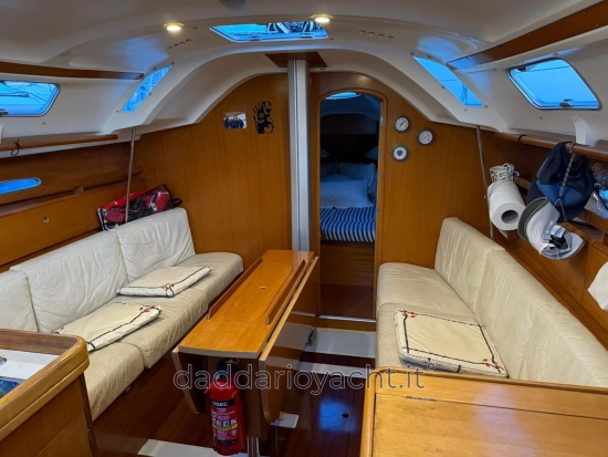 Beneteau First 33.7 usado à venda