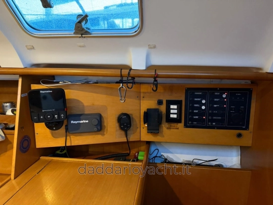 Beneteau First 33.7 usado à venda
