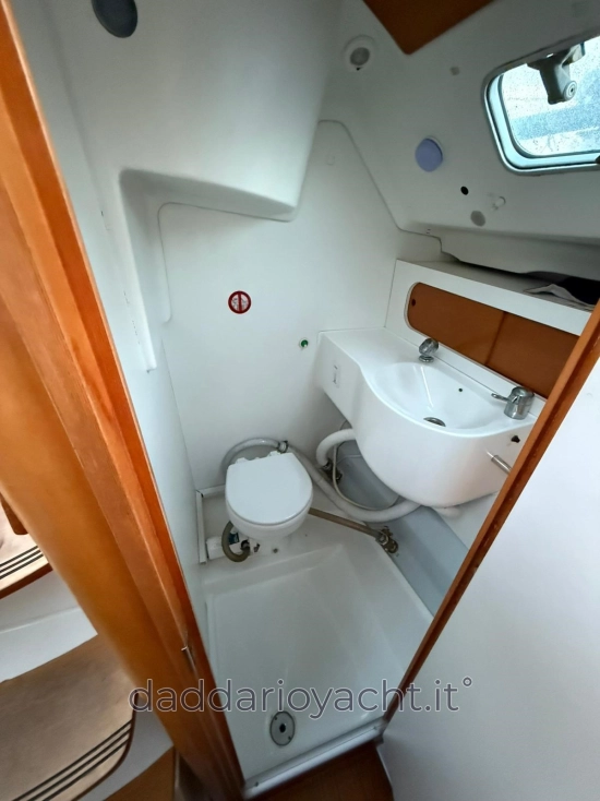 Beneteau First 33.7 usado à venda