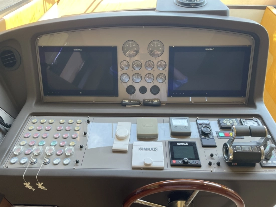 Ferretti Altura 690 usado à venda