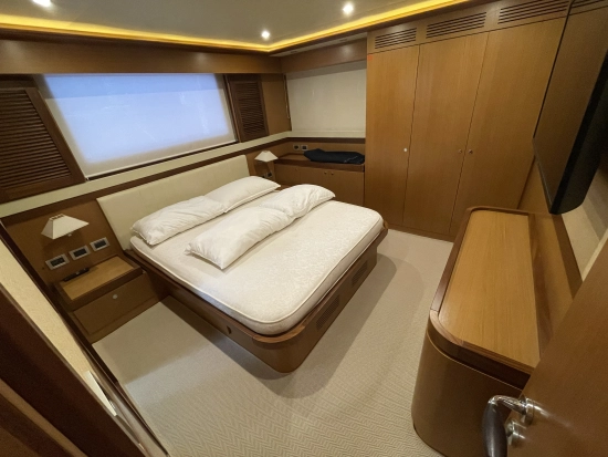 Ferretti Altura 690 usado à venda