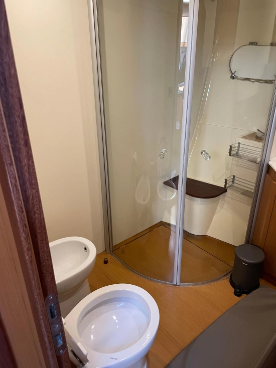 Ferretti Altura 690 usado à venda
