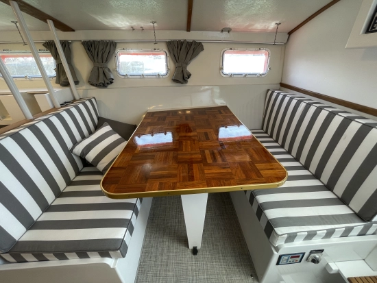 MAGNUM MARINE 35 HT usado à venda