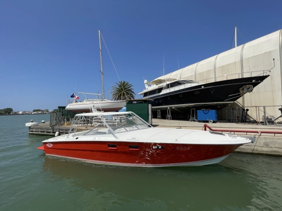 MAGNUM MARINE 35 HT usado à venda