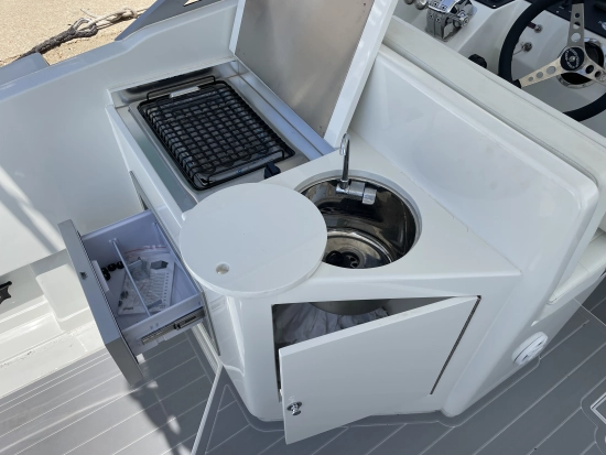 MAGNUM MARINE 35 HT usado à venda