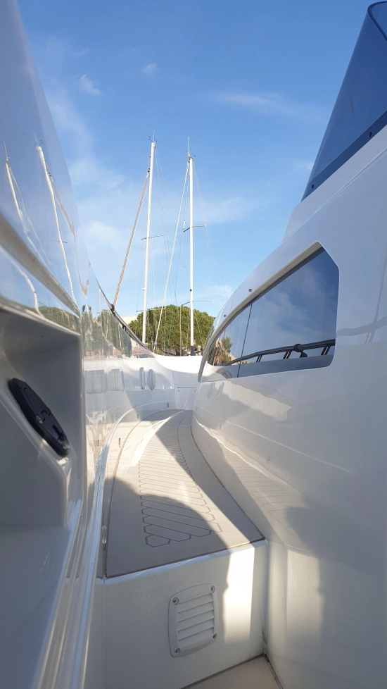 Canados GLADIATOR 431 WA usado à venda