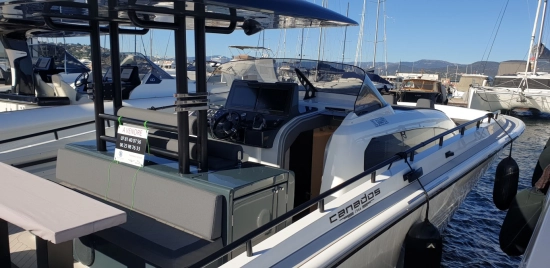 Canados GLADIATOR 431 WA usado à venda