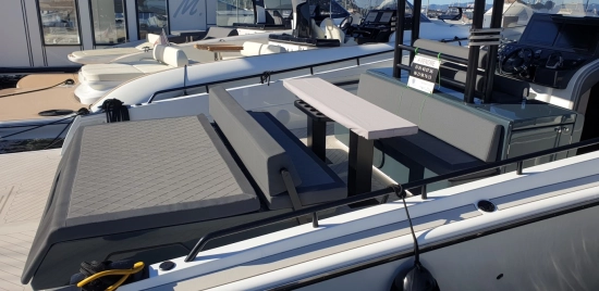 Canados GLADIATOR 431 WA usado à venda