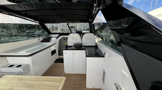 RIO YACHTS PARANA 38 usado à venda