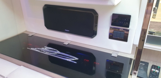 RIO YACHTS PARANA 38 usado à venda