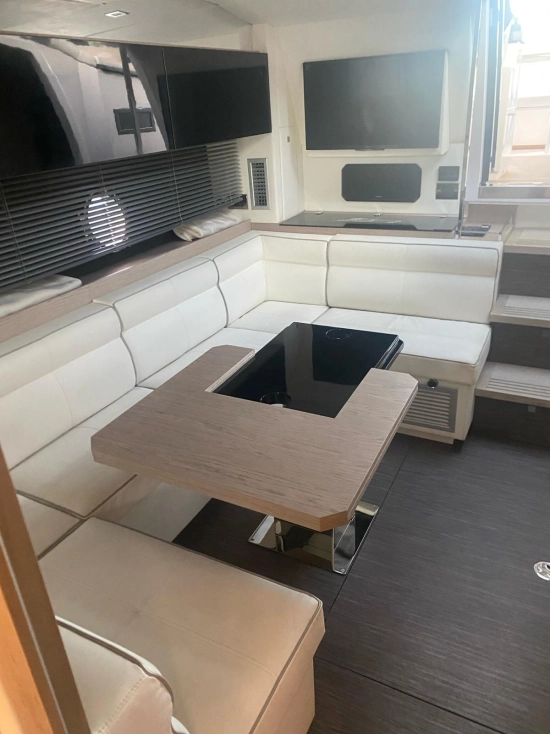 RIO YACHTS PARANA 38 usado à venda