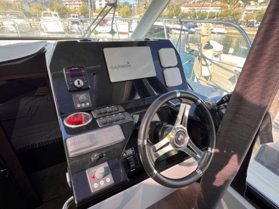 Beneteau Antares 11 OB usado à venda