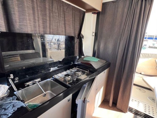 Beneteau Antares 11 OB usado à venda